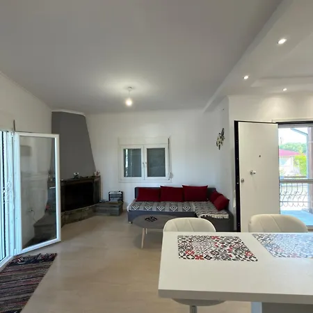 Eleni's Apartamento Nea Kallikrateia
